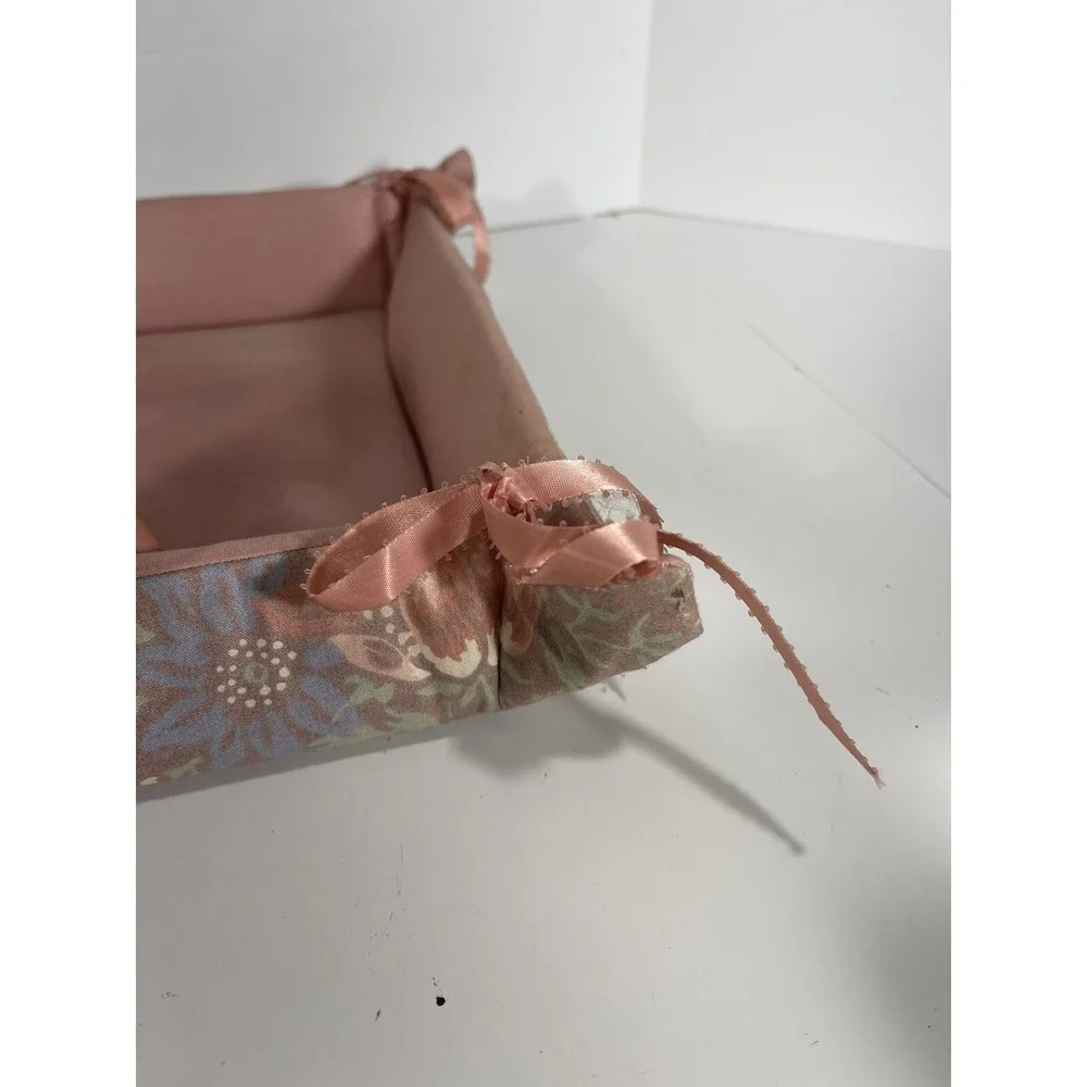 Vintage Floral Fabric Lined Tray Basket W Mid Century Ribbon Lace On Edges Liner